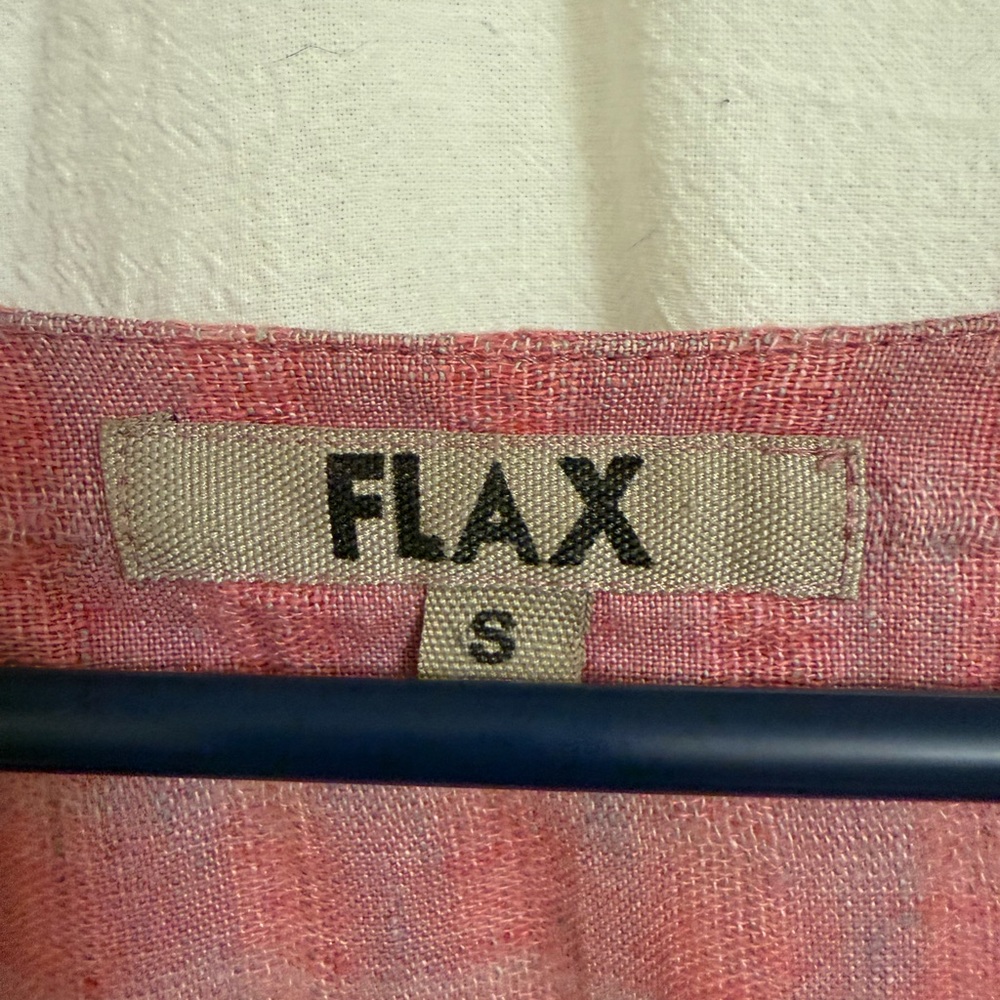 Flax Sleeveless Rose Button-Up Tunic - Picture 3 of 3